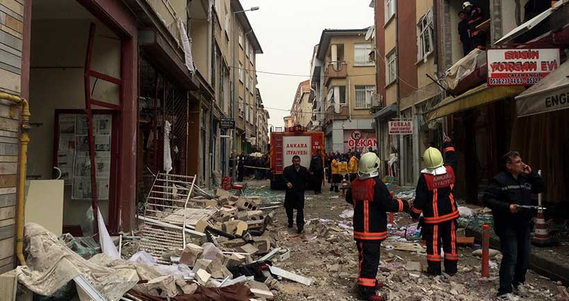 Ankara'da doğalgaz patladı: 5 yaralı