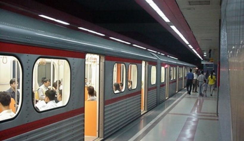 ‘Ankara metrosu dolmuş gibi’