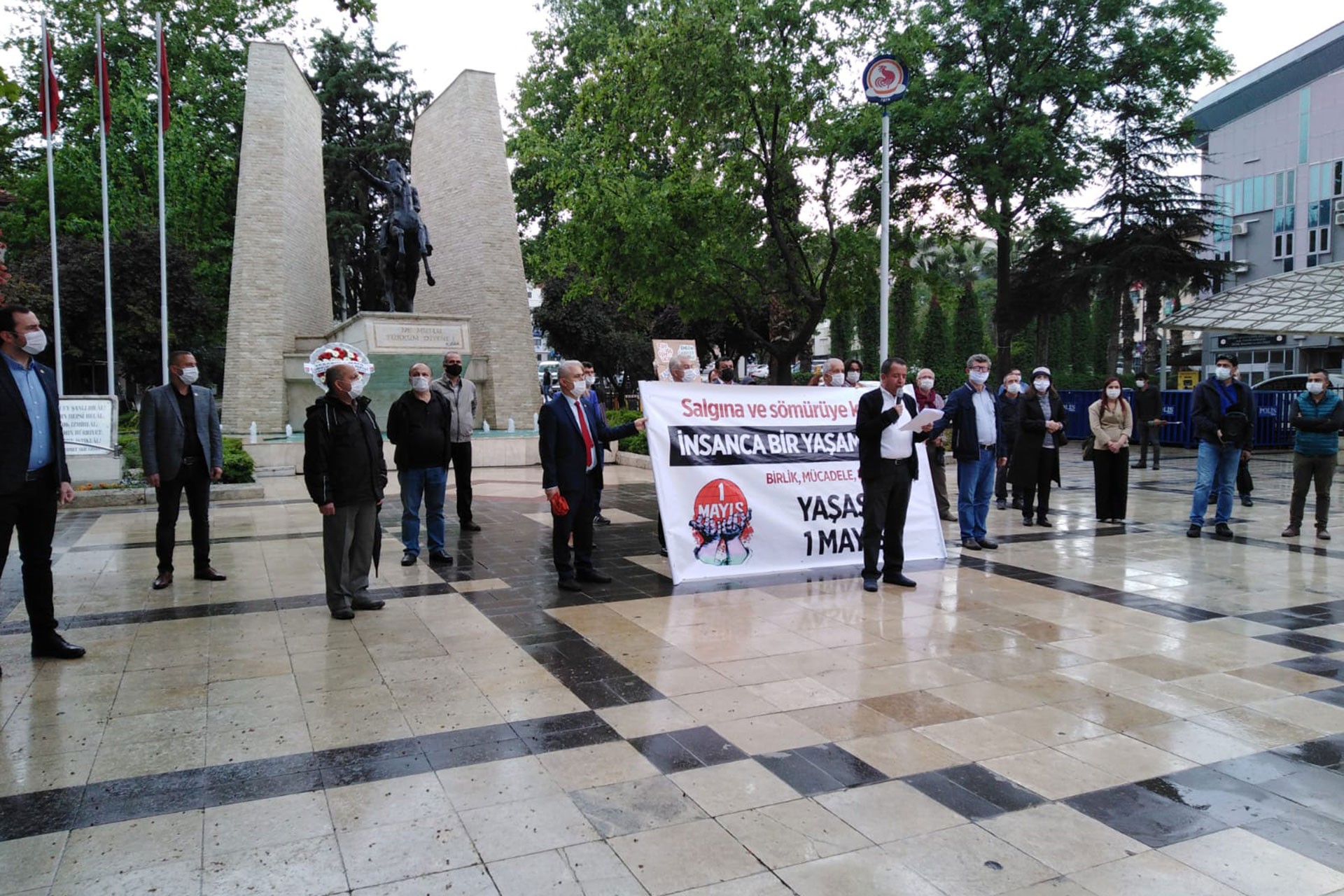 Denizli Emek ve demokrasi güçleri 1 Mayıs'ı kutladı.