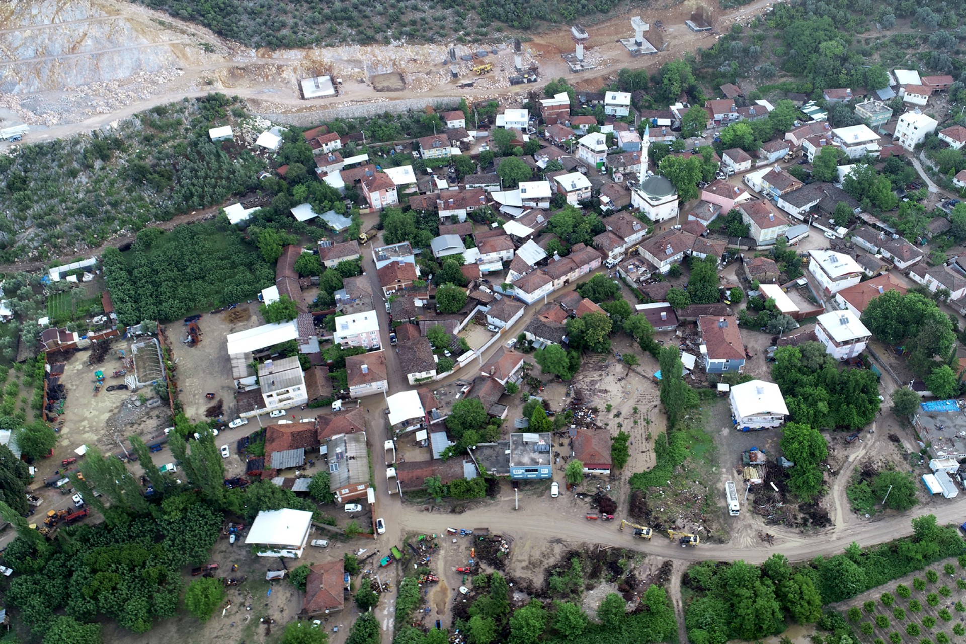 Bursa'da sel sularının etkisinin havadan görüntüsü