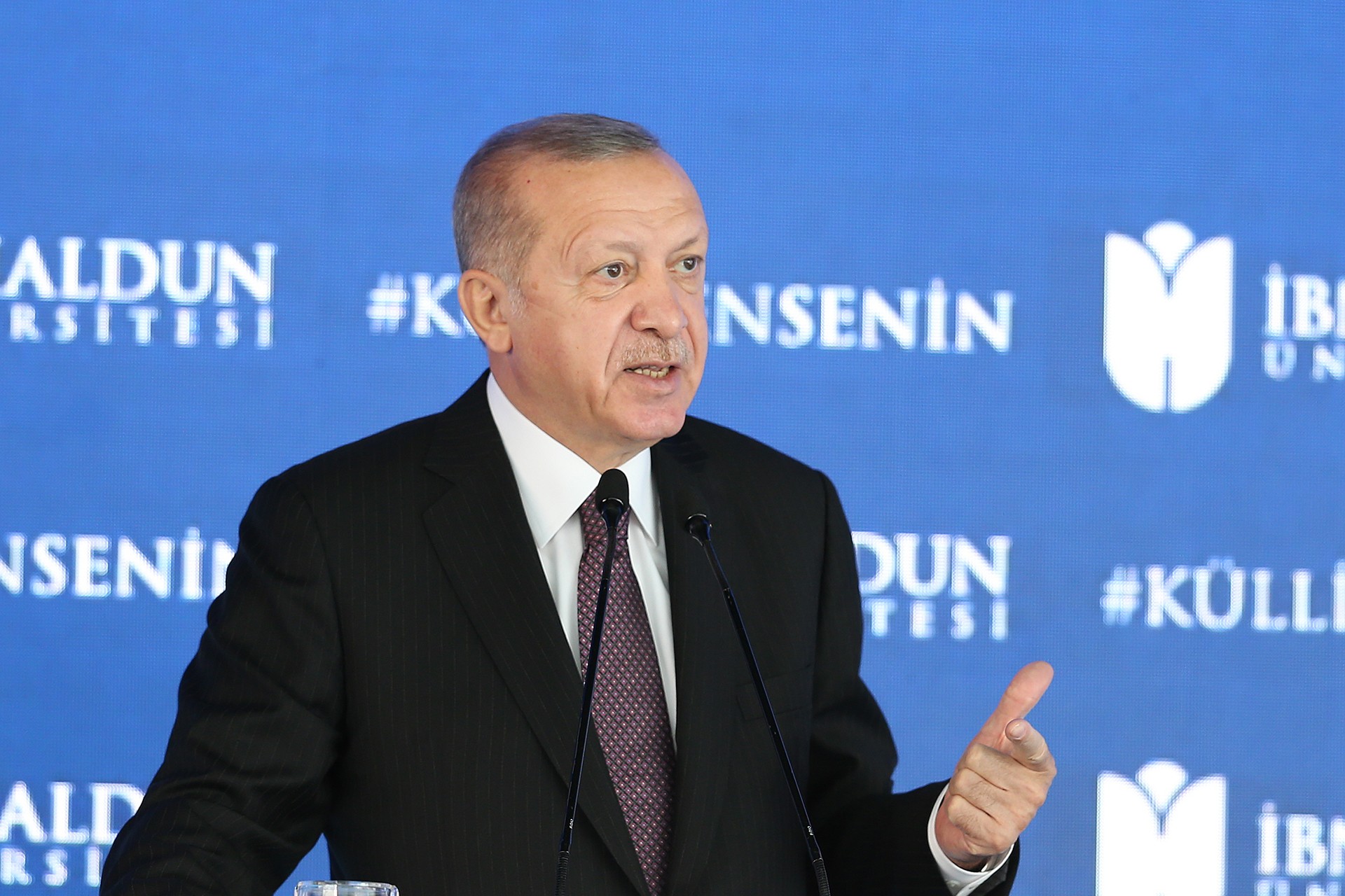 Cumhurbaşkanı Recep Tayyip Erdoğan, İbn Haldun Üniversitesi Külliyesi açılış töreninde konuşurken.