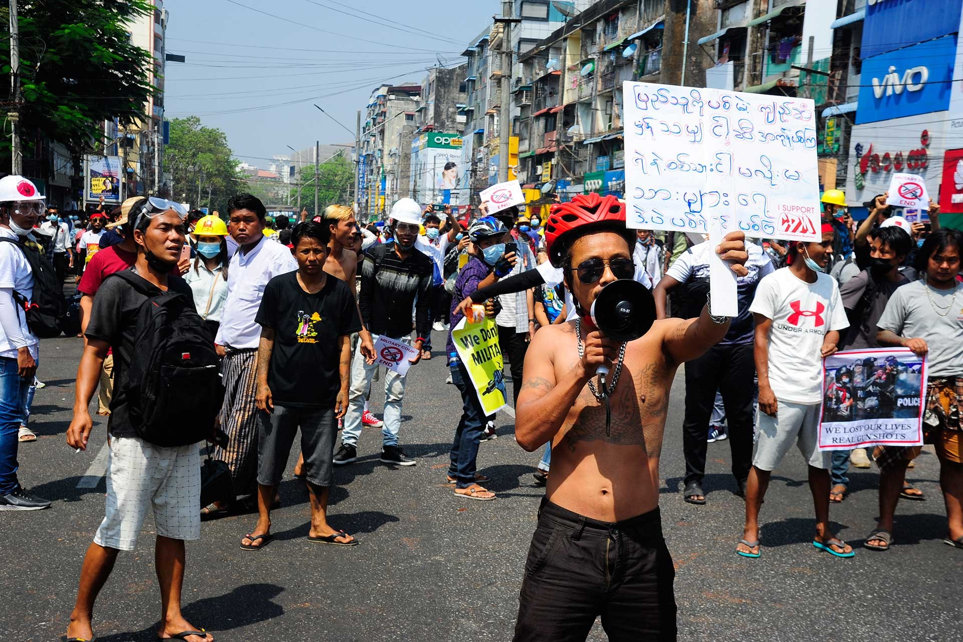 Myanmar'daki darbe karşıtı gösteriler