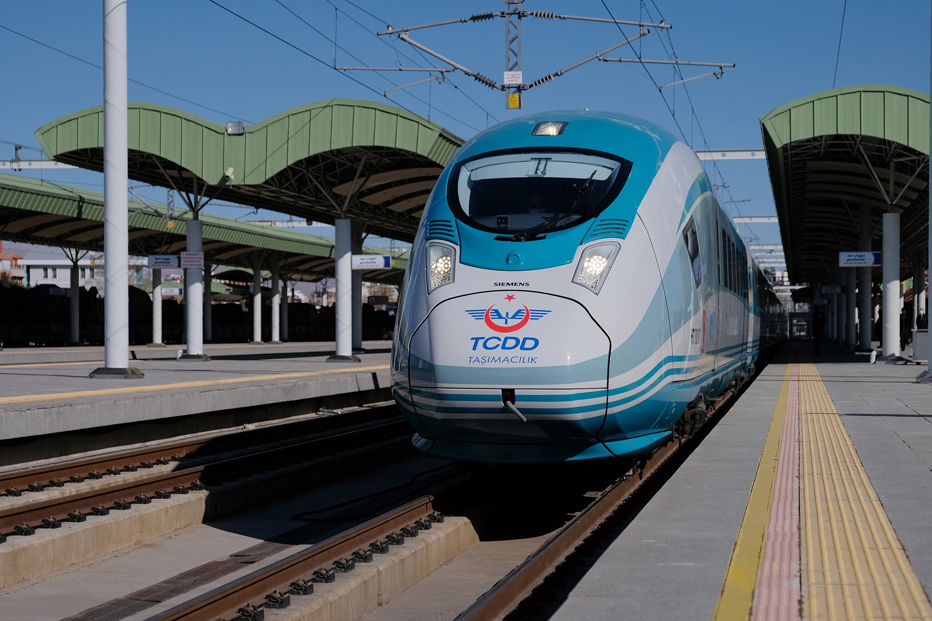 Yüksek hızlı tren