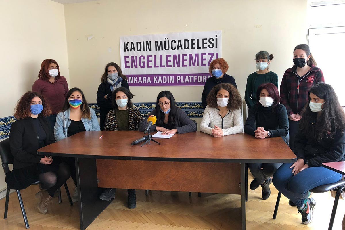 Ankara Kadın Platformundan kadınlar basın toplantısında
