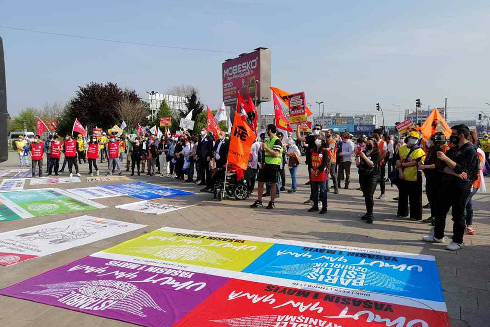 İzmit'te yapılan 1 Mayıs mitingi