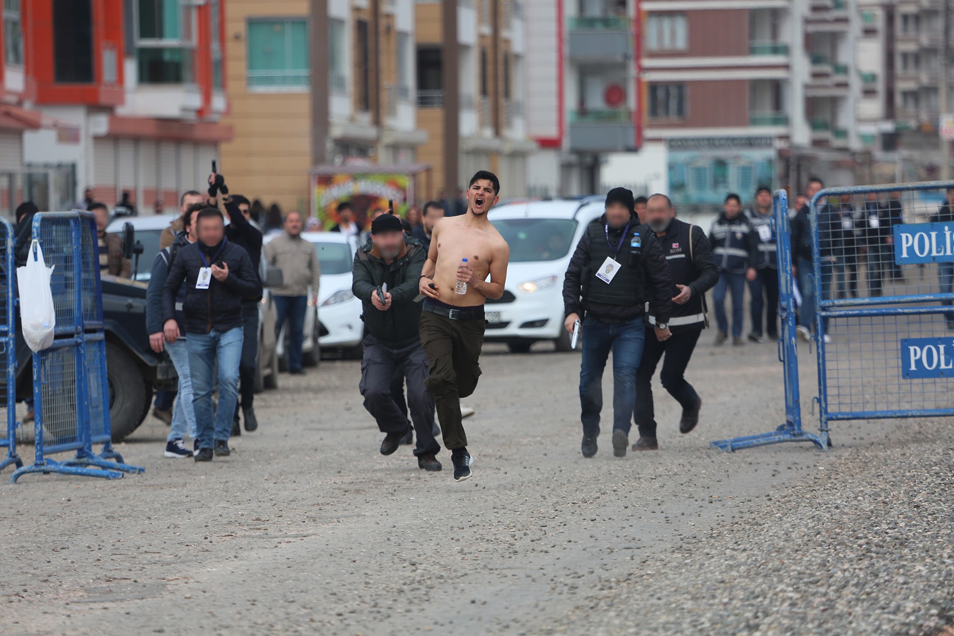 Diyarbakır’da 2017 Newroz’unda üniversite öğrencisi Kemal Kurkut’a ateş eden polis