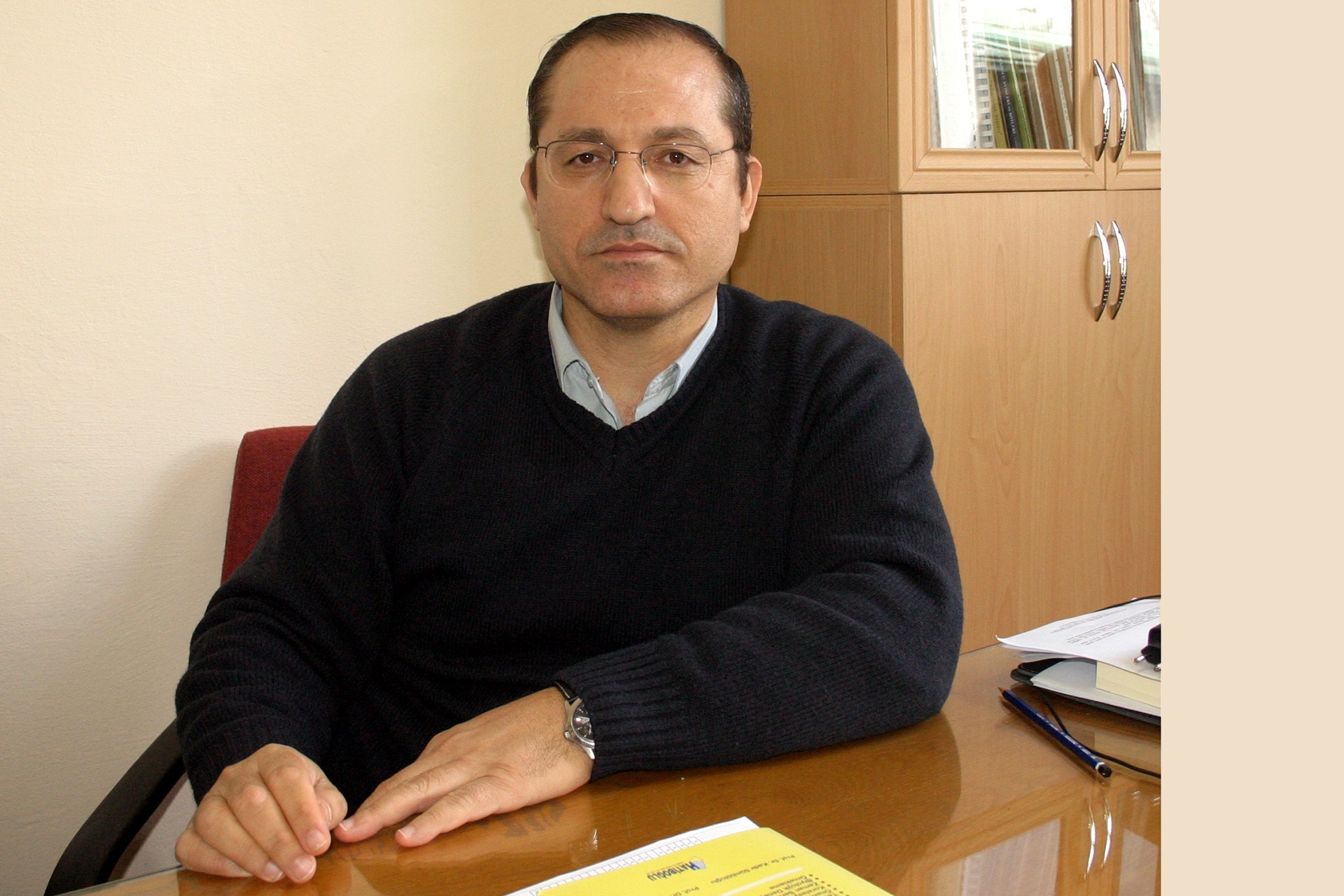 Prof. Dr. İzzet Duyar