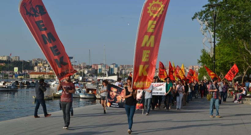 Çanakkale'de 6 Mayıs: 'Geleceğimiz işçi sınıfındadır'