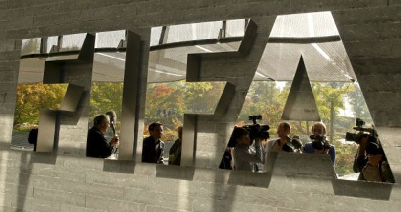 FIFA'ya yolsuzluk baskını: Yöneticiler gözaltına alındı