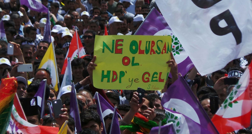 Aydınlardan çağrı: HDP'ye oy vermek için HDP'li olmak gerekmiyor