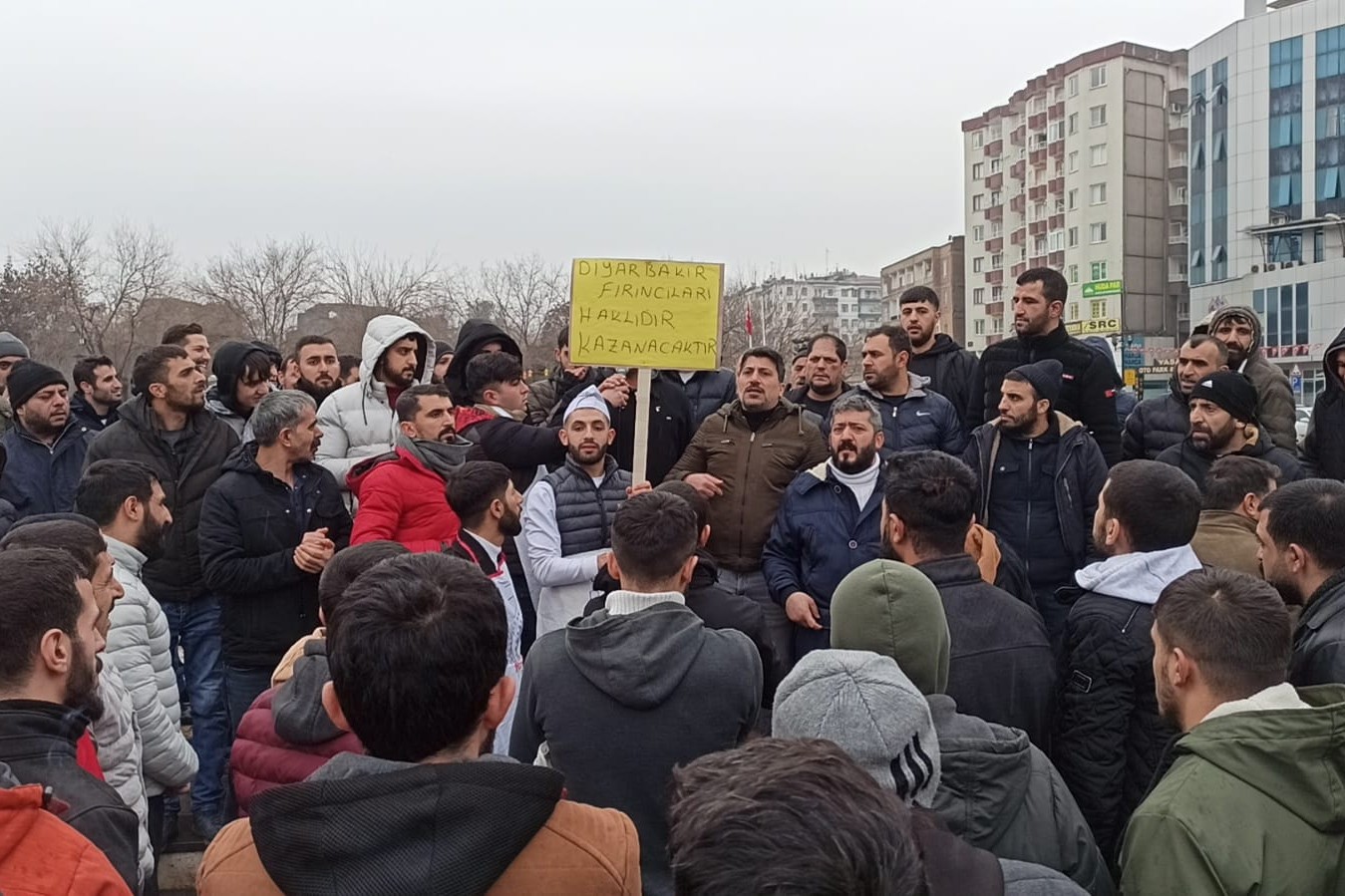 Diyarbakır fırın işçileri Gıda-İş Sendikası ile bir araya geldi