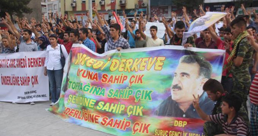 Gençler Öcalan'a özgürlük istedi