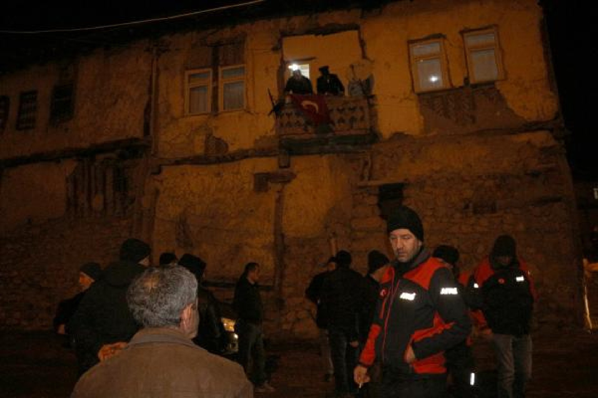 6 asker çatışmada hayatını kaybetti | "Çatışma değil, barış ihtiyaç"