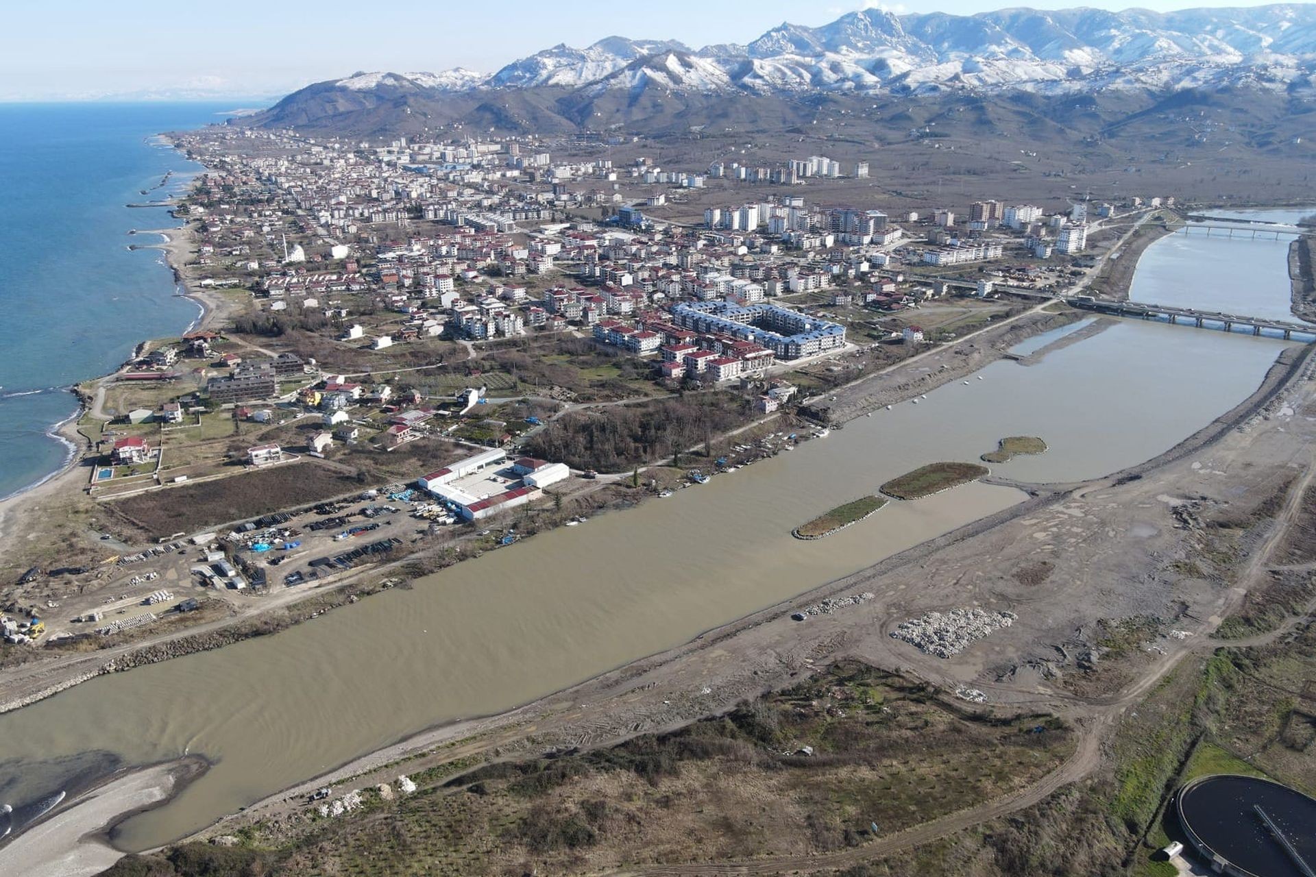 Ordu'nun kıyılarının doldurulması.