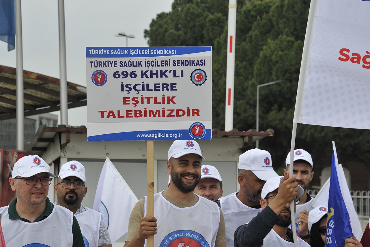 Adana Türk İş 1 Mayıs kutlaması
