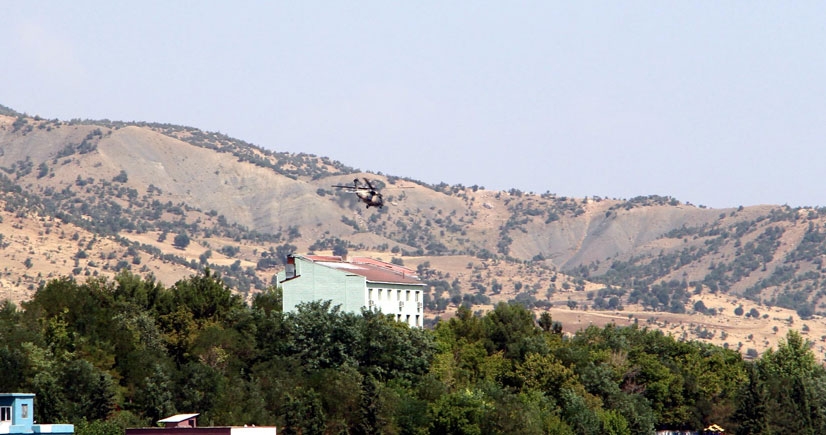 Askeri helikopter vuruldu: 1 asker hayatını kaybetti 1'i yaralı