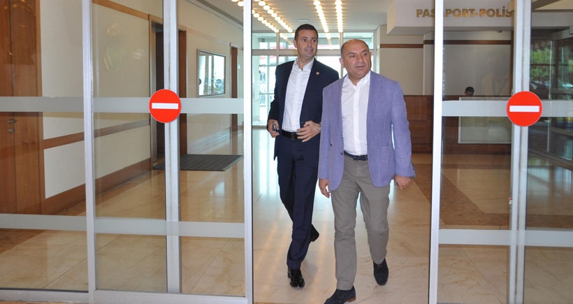 CHP milletvekilleri, kaçırılan işçiler için Bağdat'a gitti