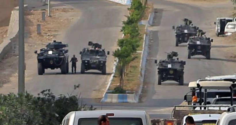 Bölgedeki sendikacılar: Müzakere masasını kurmaktan başka seçenek yok