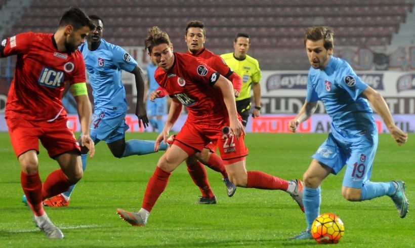 Trabzonspor, son dakikada güldü