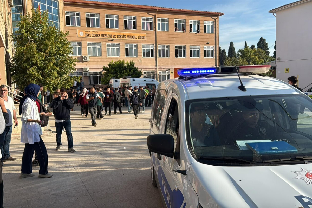 Yaralanan 11 öğrenciden 3'ünün durumu kritik