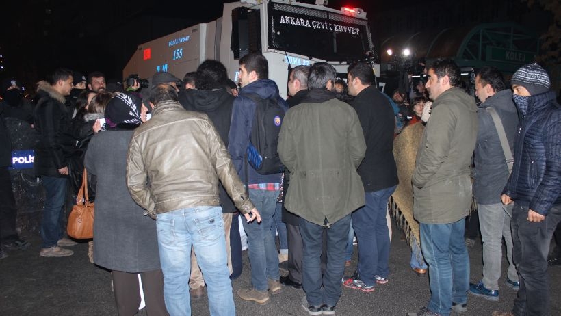 DEM-GENÇ'in Roboskî anmasına polis saldırdı