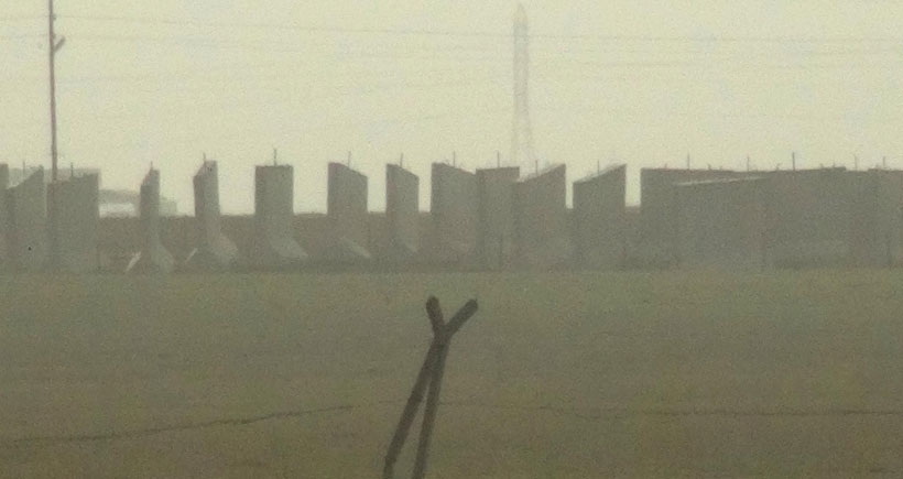 Nusaybin'de Rojava sınırına 3 metre yüksekliğinde beton duvar örülüyor