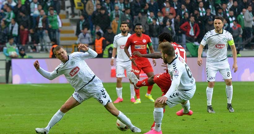 Torku Konyaspor, Antalyaspor'u tek golle geçti