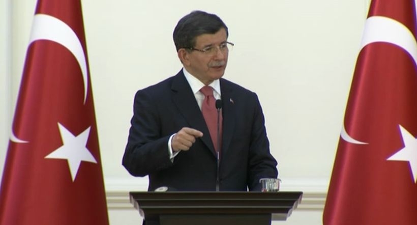 Davutoğlu: Cizre'deki o binayla dünyayı kandırıyorlar