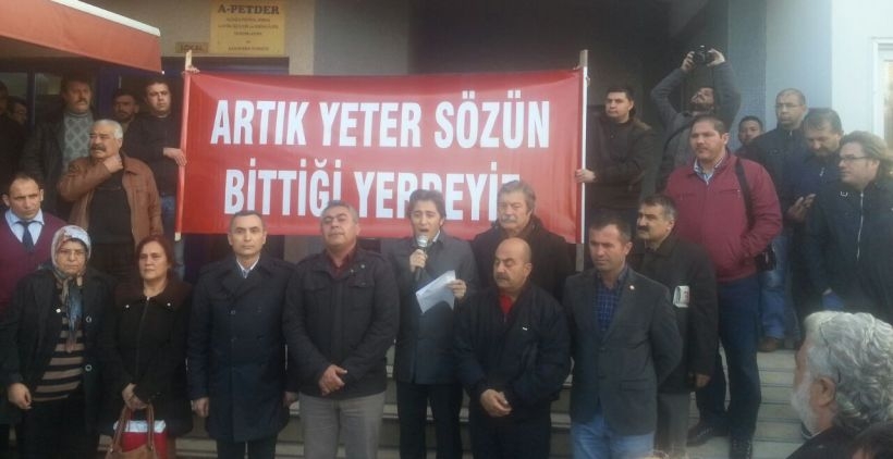 Aliağa'da emekçiler katliamı kınadı: 'Barışın, emeğin, demokrasinin sesi yükseltilmeli'