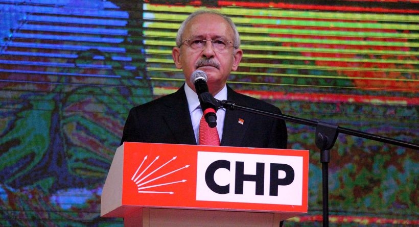 Kılıçdaroğlu, 'Önüne yatma'nın anlamını sözlükten açıkladı