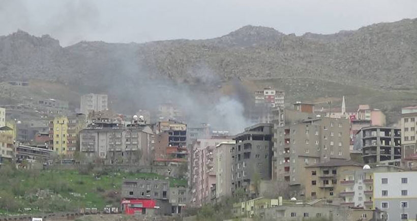 Şırnak güne tank ve top atışlarıyla başladı