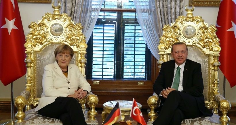 Erdoğan'la Merkel'in arasına 'kara mizah' girdi