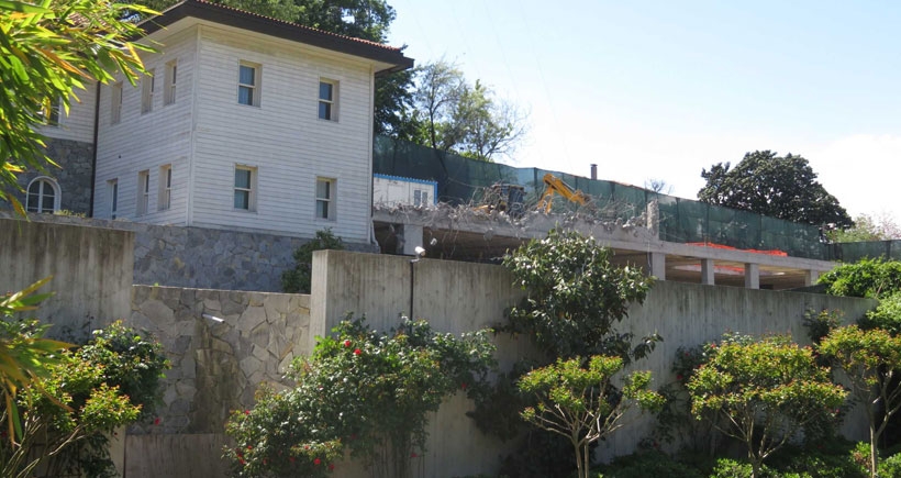 Reza Zarrab'ın villasının kaçak kısımları yıkılıyor
