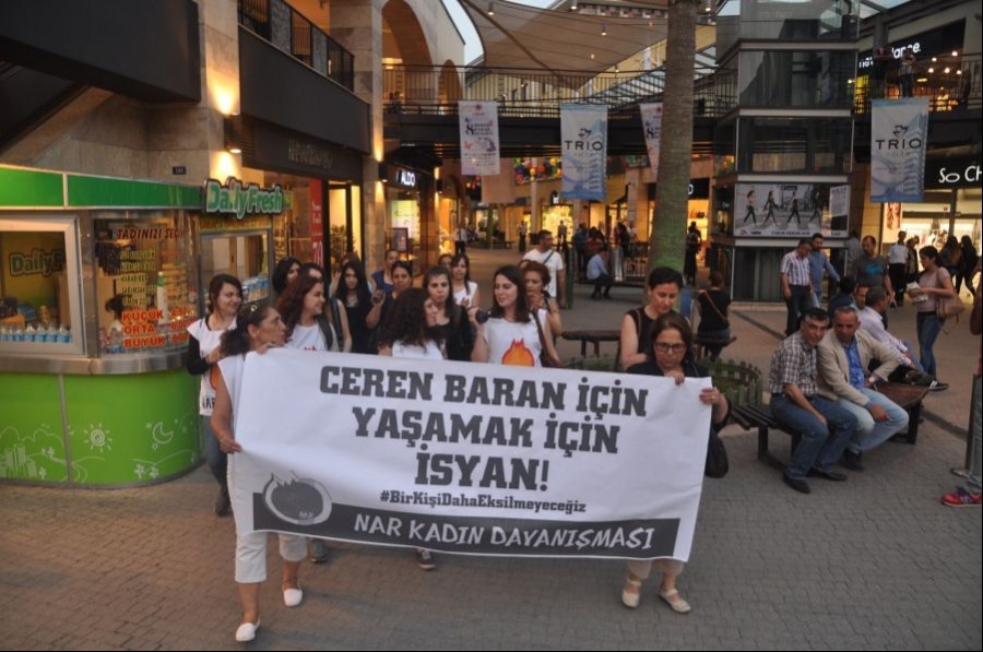 Mersin’de kadınlar Ceren Baran için eylemdeydi