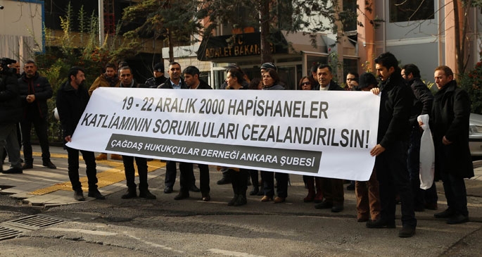 19 Aralık Katliamı protesto edildi