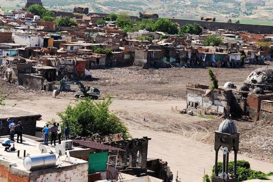 Bakanlık Sur için savunma verdi