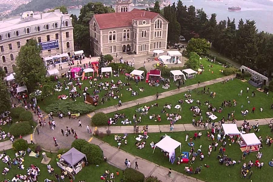 Boğaziçi davasında 2 öğrenci tahliye edildi