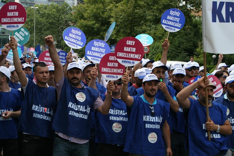 Cam işçileri: Demokrasi ve adil  bir seçim istiyoruz