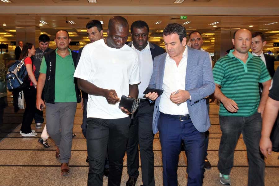 Vincent Aboubakar İstanbul'a geldi