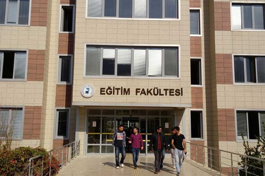 Eğitim Fakültesi öğrencileri endişeli