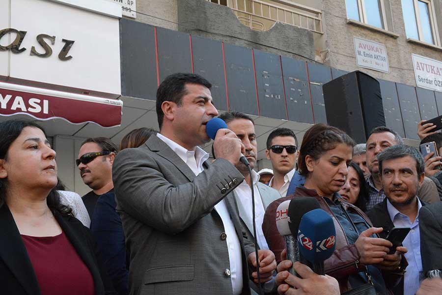 Demirtaş: Bugün dayanışmanın günüdür