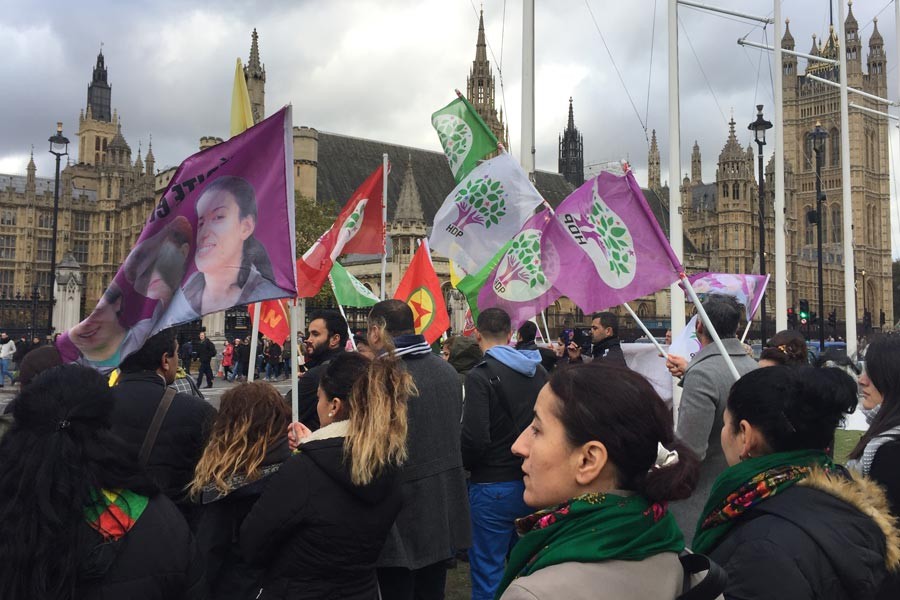 Londra'da bu kez Parlamento önünde eylem