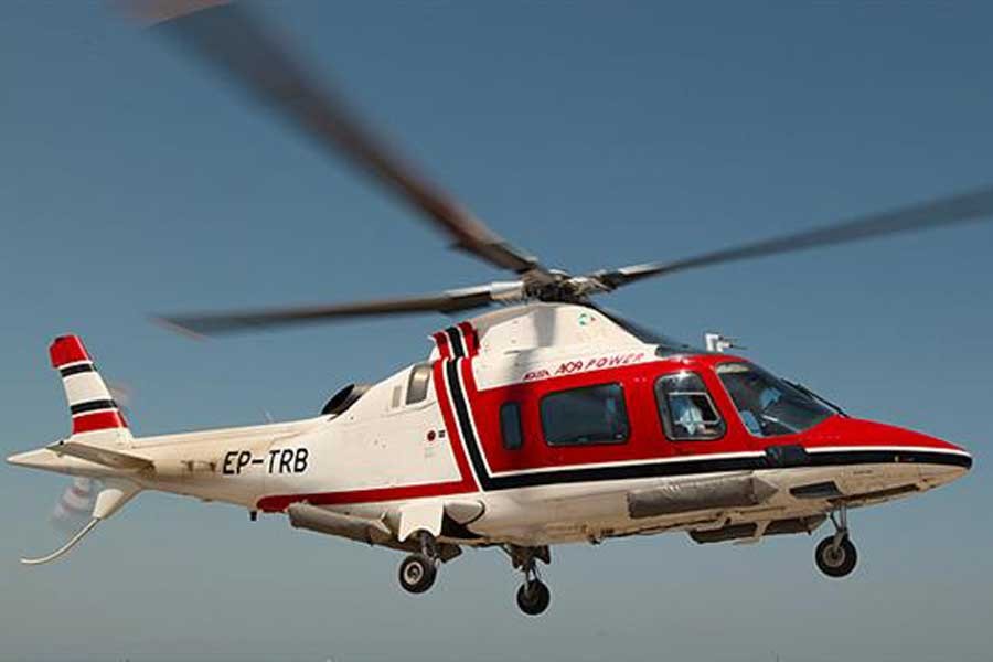 Ambulans helikopter Hazar Denizi'ne düştü: 5 ölü