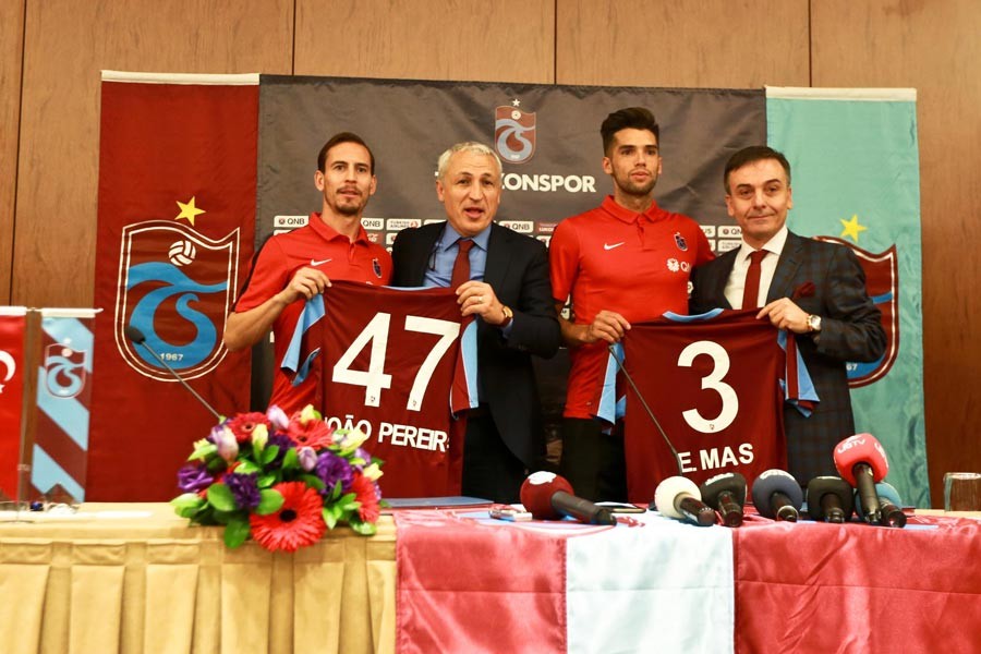 Trabzonspor'da Mas ve Pereira imzayı attı