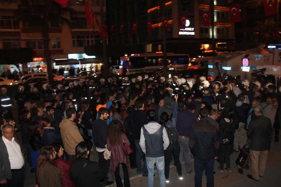 Katliam protestosunda saldırıya uğrayan 63 kişiye dava 