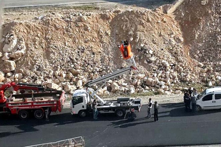 Akıma kapılan vinç operatörü hayatını kaybetti