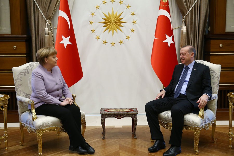 Merkel: Basın ve ifade özgürlüğüne işaret ettim