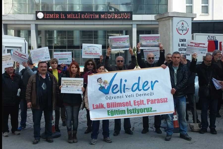 Velilerin müfredattaki değişikliklere itirazı var