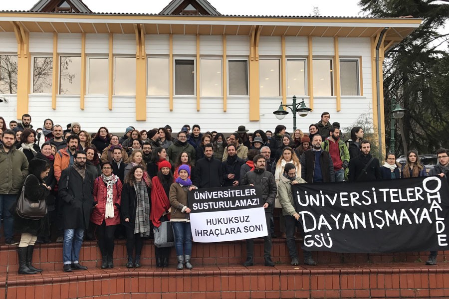 'Binasız üniversite olur, hocasız üniversite olmaz'