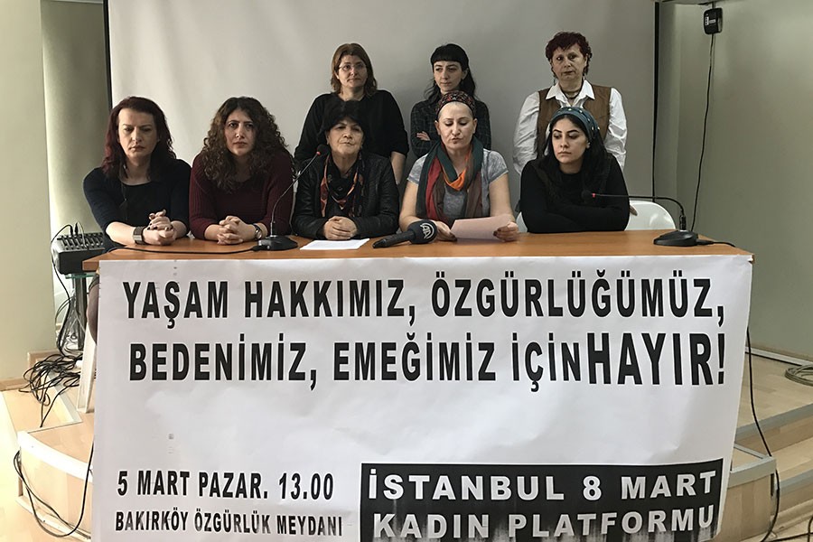 Kadınlar: 'Hayır'ın sesini yükseltmeye çağırıyoruz